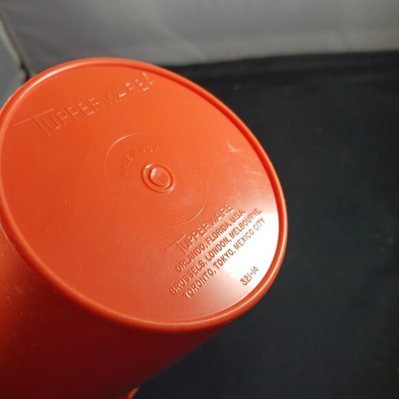 Tupperware Citrus Juicer 2pcs - Picture 5 of 5